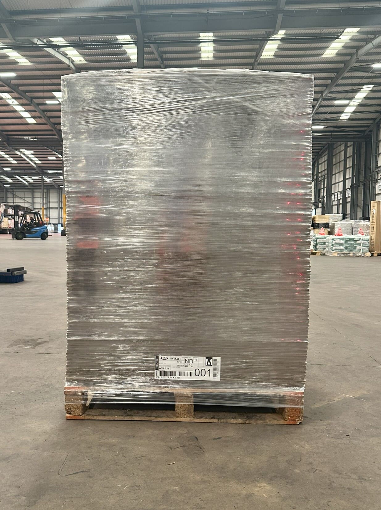 A correctly labelled pallet shown in the Pallet-Track Hub